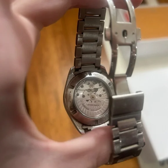 Omega Seamaster Aqua Terra 15,000 Gauss - Picture 6 of 7